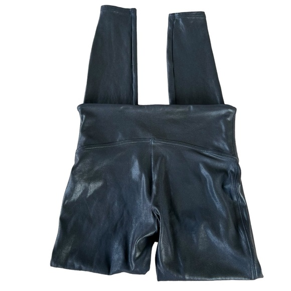 SPANX Ready To Wow Black Shiny Faux Leather Leggings Medium Stretch Comfortable - Picture 5 of 10